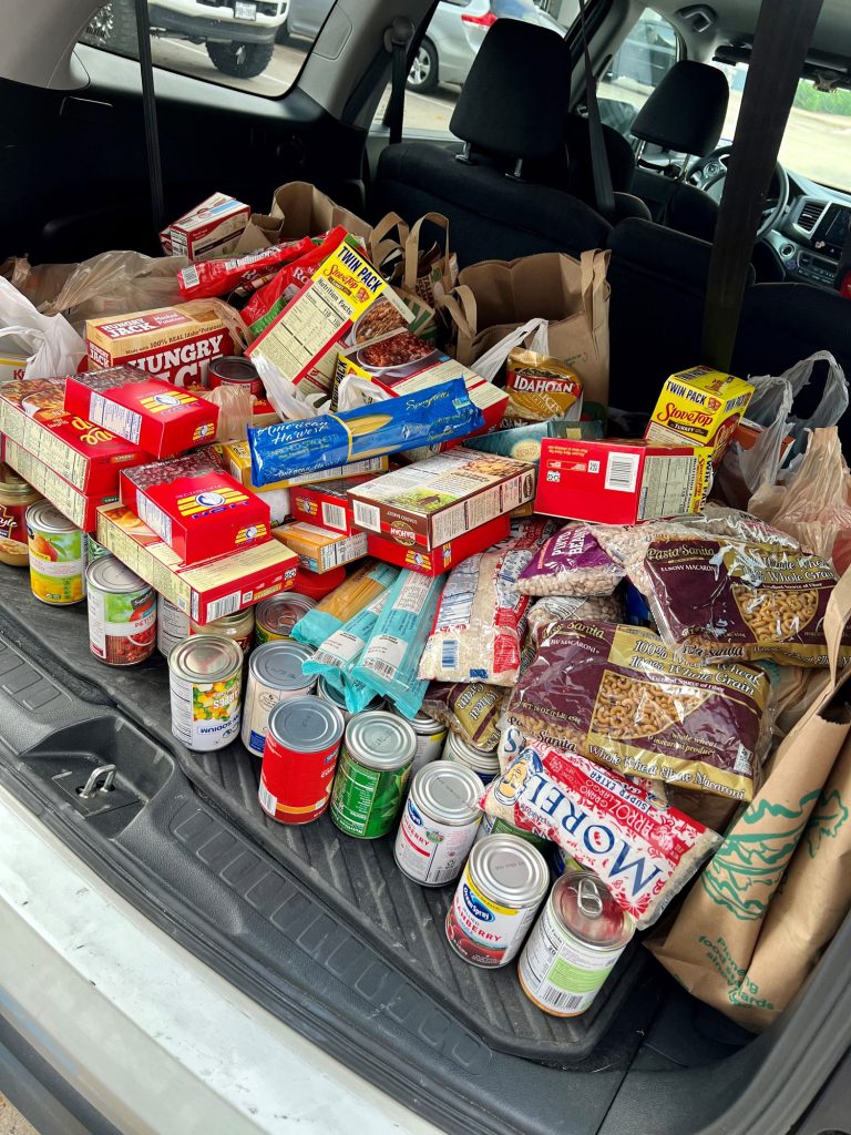 Fortress Solutions Partners with Minnie's Food Pantry for Thanksgiving Drive